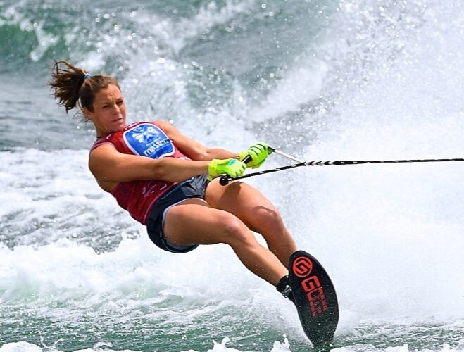 Regina Jaquess signs with Nautique